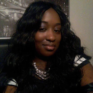 Meet your Posher, Lakeisha